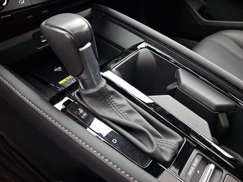 Used 2023 Honda Accord Touring image 18