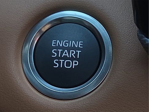 New 2026 Toyota Highlander Platinum image 22