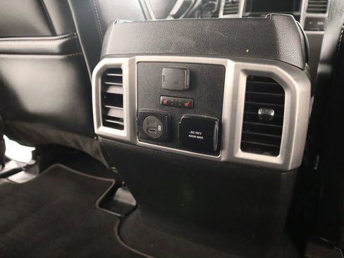 Used 2021 Ford F250 Platinum image 16