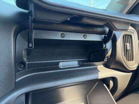 Used 2022 Chevrolet Silverado 1500 Custom image 19