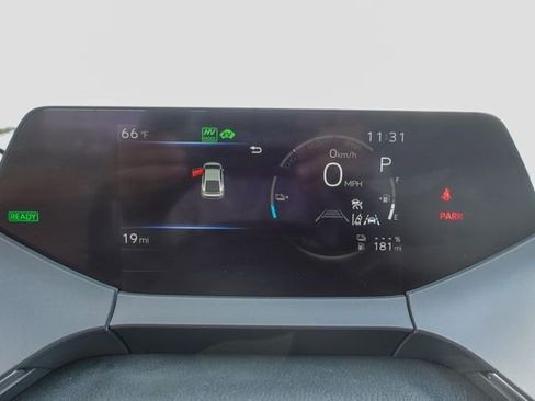 New 2026 Toyota Prius Plug-In Hybrid FWD image 17