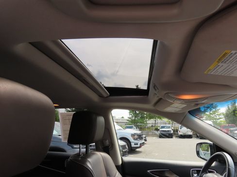 Used 2018 INFINITI QX60 Luxe w/ Deluxe Technology Package AWD/4WD image 34