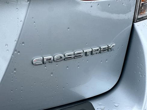 Used 2020 Subaru Crosstrek 2.0i Limited w/ Moonroof Package w/Navigation image 18