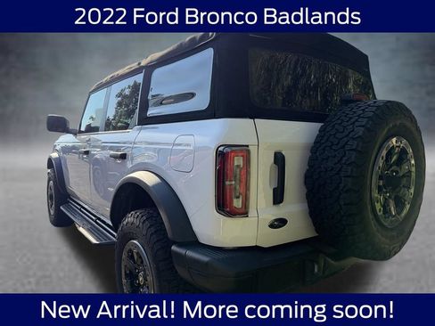 Used 2022 Ford Bronco Badlands AWD/4WD image 3