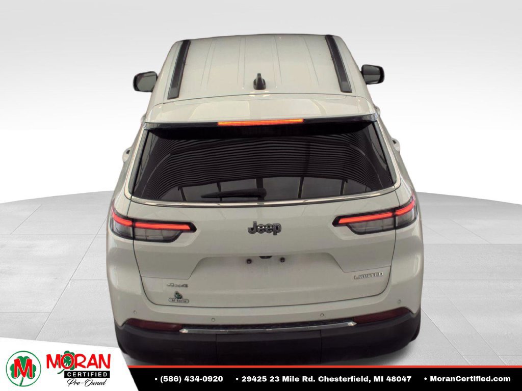 Used 2023 Jeep Grand Cherokee L Limited AWD/4WD image 6