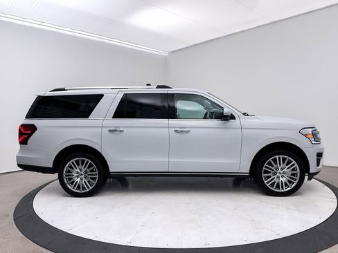 Used 2024 Ford Expedition Max Limited image 43