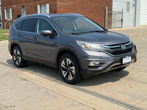 Used 2016 Honda CR-V Touring image 4