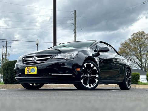 Used 2019 Buick Cascada Sport Touring image 2