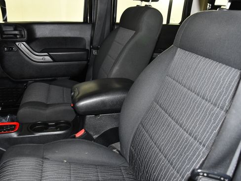 Used 2011 Jeep Wrangler Unlimited Sport AWD/4WD image 42