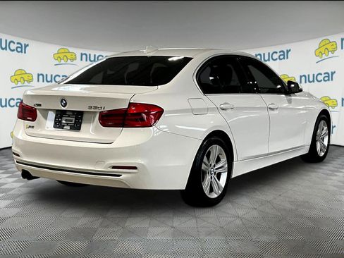 Used 2018 BMW 330i xDrive Sedan w/ Convenience Package image 6