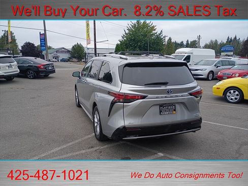 Used 2023 Toyota Sienna Limited AWD/4WD image 8