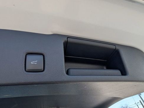 Used 2022 Ford Escape SEL image 14