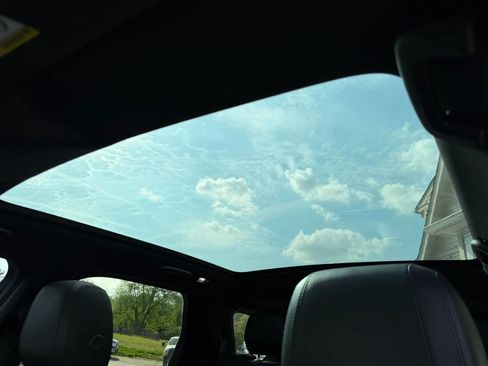 Used 2016 Land Rover Discovery Sport HSE Luxury image 68