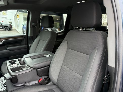 Used 2022 Chevrolet Silverado 1500 LT AWD/4WD image 14