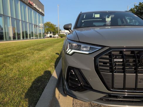 New 2025 Audi Q3 2.0T Premium image 36