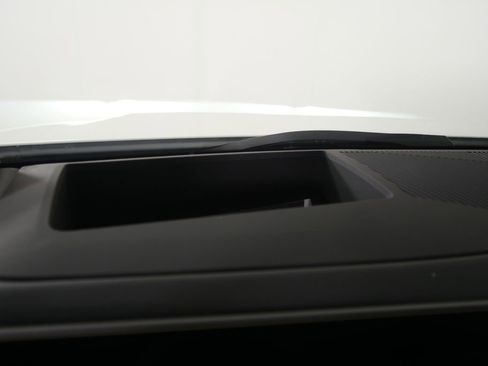 Certified 2025 BMW 530i xDrive w/ Executive Package AWD/4WD image 19