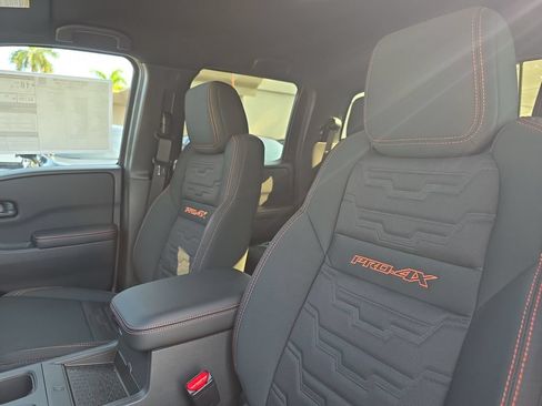 New 2026 Nissan Frontier PRO-4X w/ Pro-4x Convenience Package AWD/4WD image 25