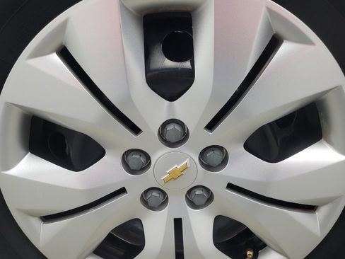 Used 2014 Chevrolet Cruze LS image 31