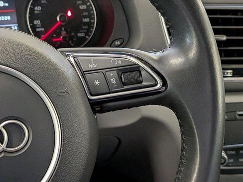 Used 2018 Audi Q3 2.0T Premium Plus w/ Premium Plus Package AWD/4WD image 13
