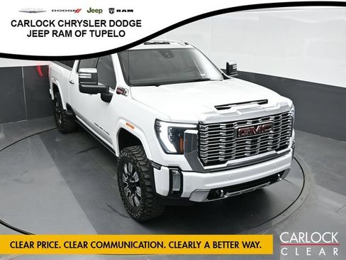 Used 2024 GMC Sierra 2500 Denali w/ Denali Reserve Package AWD/4WD image 40