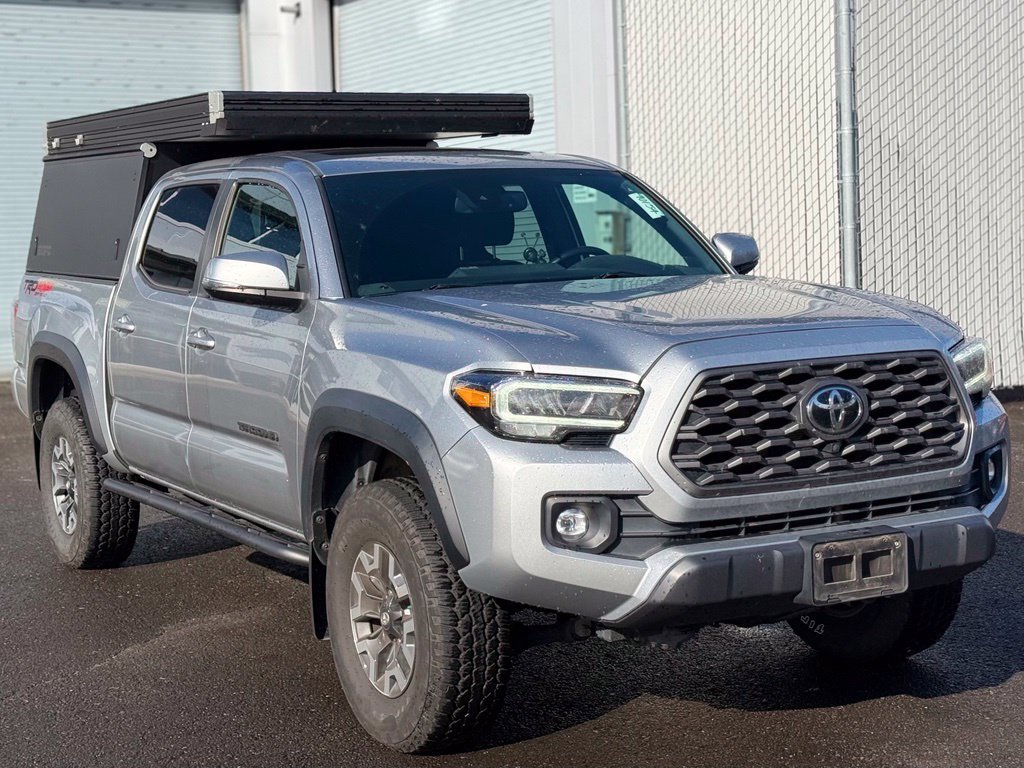Used 2023 Toyota Tacoma TRD Off-Road w/ TRD Premium Off Road Package AWD/4WD image 7
