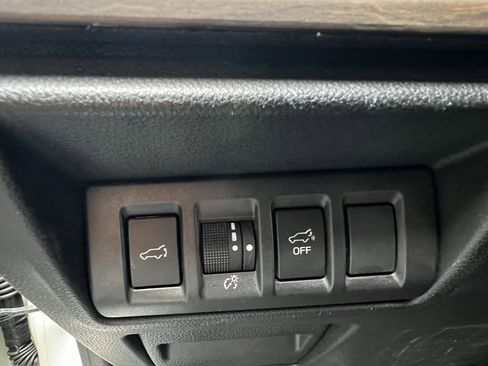 Used 2020 Subaru Outback Touring XT image 15