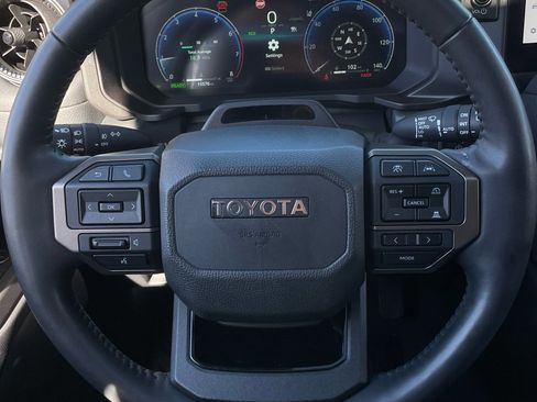 Used 2024 Toyota Land Cruiser image 13