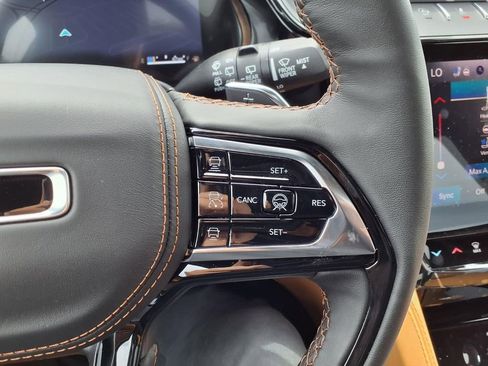New 2026 Jeep Grand Cherokee L Summit AWD/4WD image 12