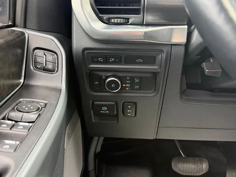 Used 2021 Ford F150 Lariat AWD/4WD image 14