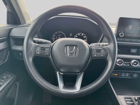 Used 2024 Honda CR-V EX image 13