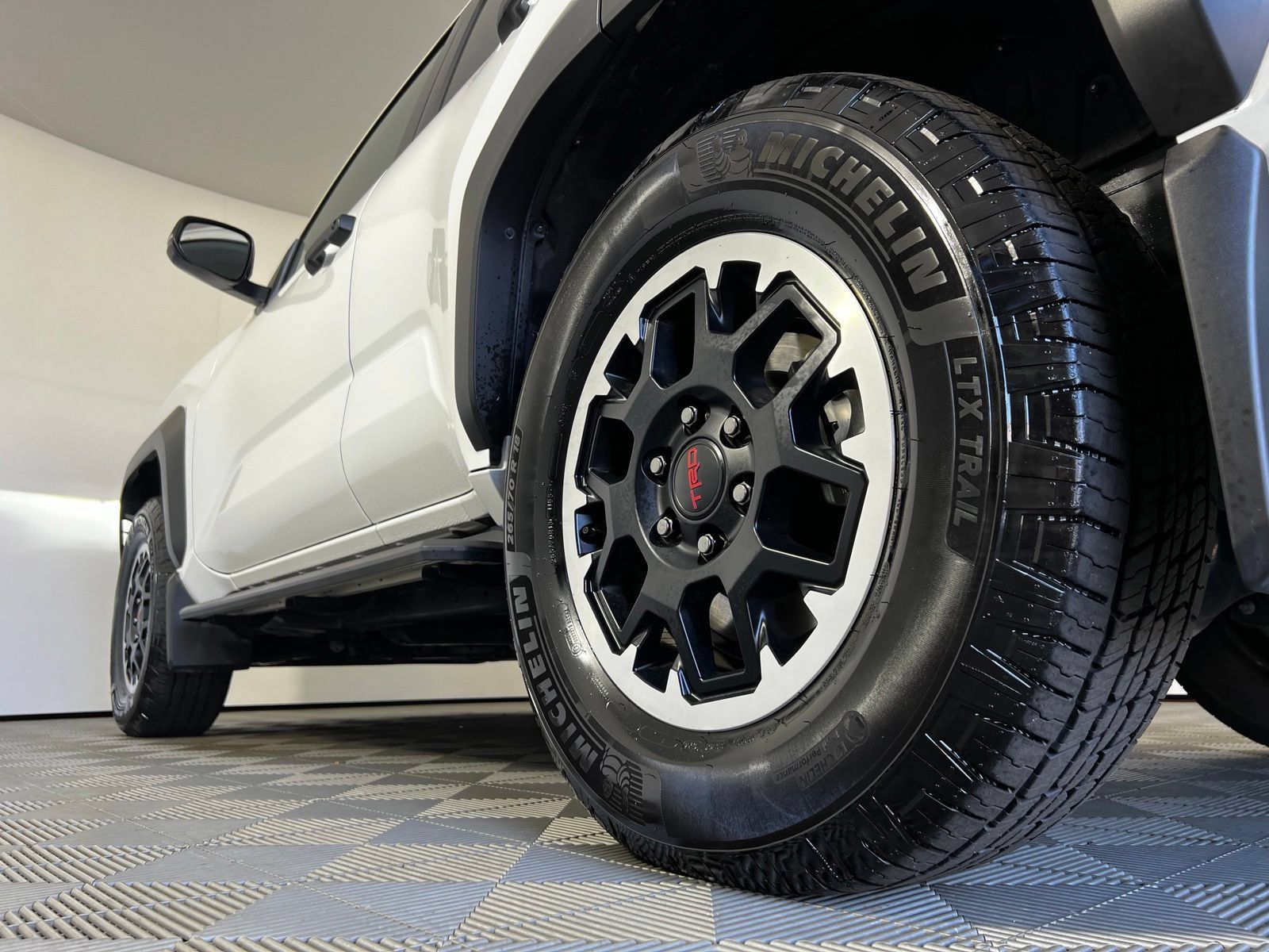 Certified 2025 Toyota 4Runner TRD Off-Road AWD/4WD image 26