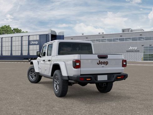 New 2026 Jeep Gladiator Mojave image 3