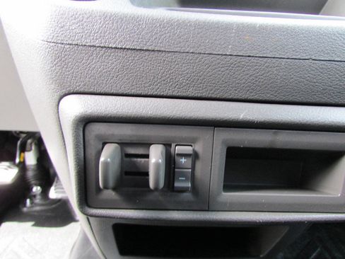 Used 2023 Ford Transit 250 Low Roof RWD image 21