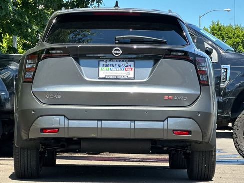 New 2026 Nissan Kicks SR AWD/4WD image 7