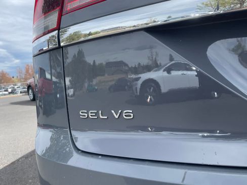 Used 2021 Volkswagen Atlas Cross Sport SEL Premium R-Line image 14