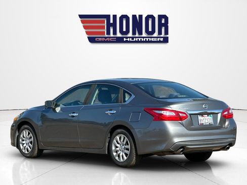 Used 2016 Nissan Altima 2.5 S w/ Power Driver Seat Package FWD image 6