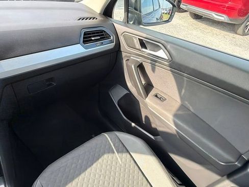 Used 2021 Volkswagen Tiguan S FWD image 22