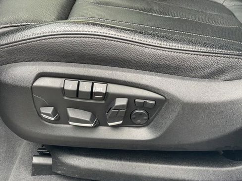 Used 2019 BMW X6 xDrive35i w/ Premium Package image 14