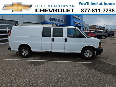 Used 2017 Chevrolet Express 3500 Extended image 7