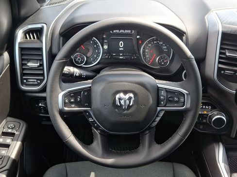 Used 2025 RAM 1500 Big Horn AWD/4WD image 12