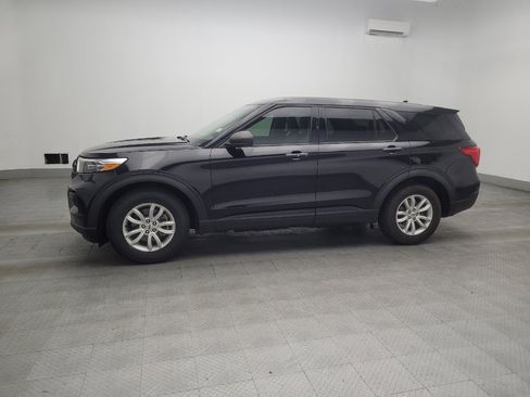 Used 2020 Ford Explorer 2WD image 2