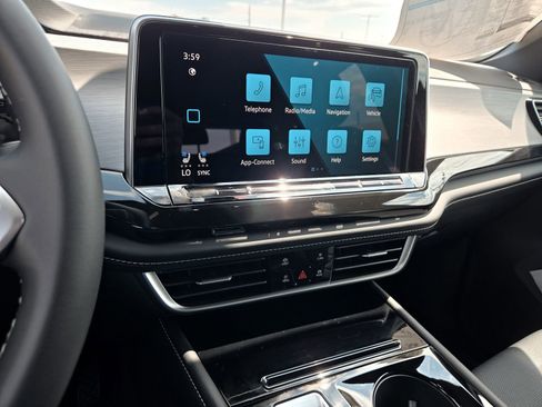 New 2026 Volkswagen Atlas Cross Sport SE FWD image 12