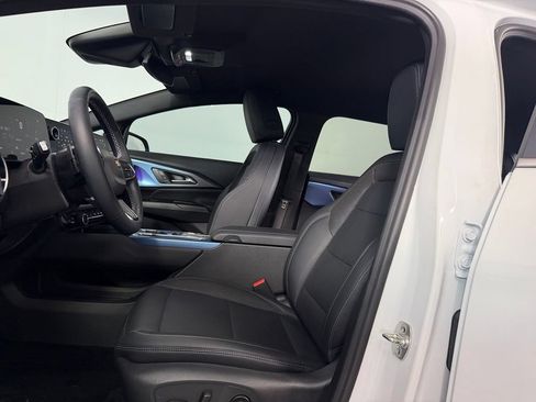 Used 2024 Chevrolet Equinox EV LT FWD image 54
