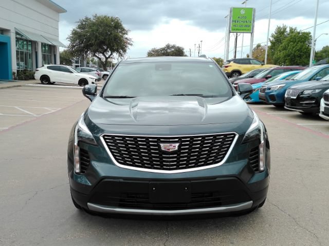 Used 2020 Cadillac XT4 Premium Luxury FWD image 3