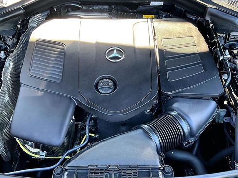 Used 2026 Mercedes-Benz GLC 300 4MATIC image 9