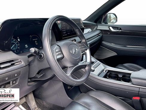 Used 2024 Hyundai Palisade Calligraphy image 12