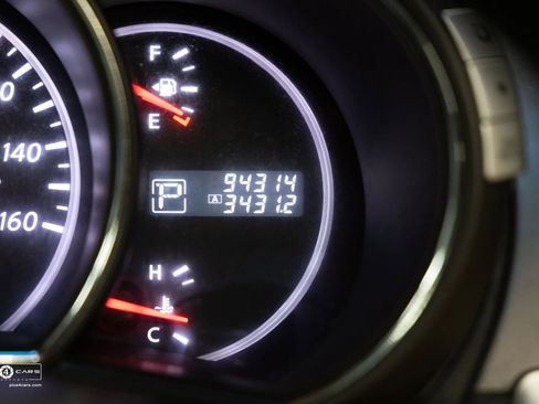 Used 2011 Nissan Murano CrossCabriolet Sport Utility 2 image 29