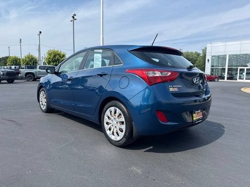Used 2016 Hyundai Elantra GT FWD image 5