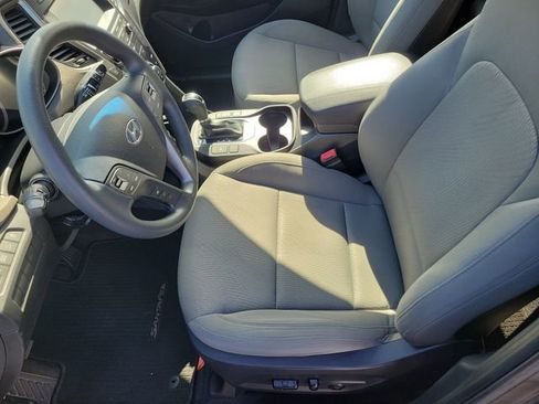 Used 2018 Hyundai Santa Fe Sport w/ 2.4L Value Package 02 image 17