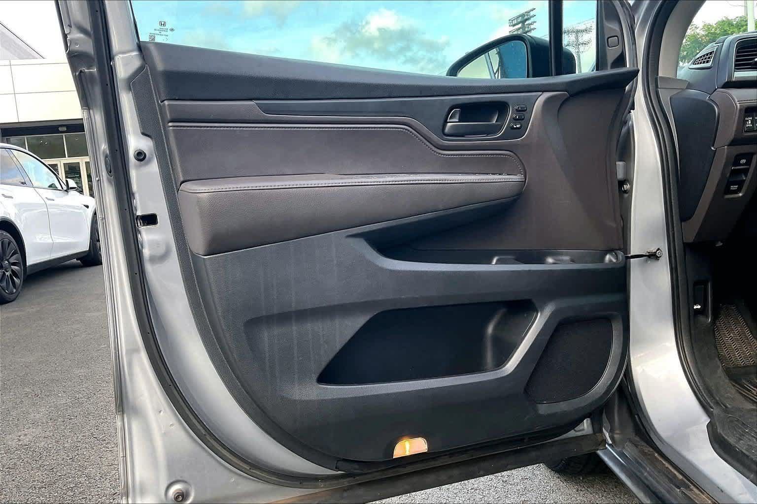 Used 2018 Honda Odyssey EX-L image 27